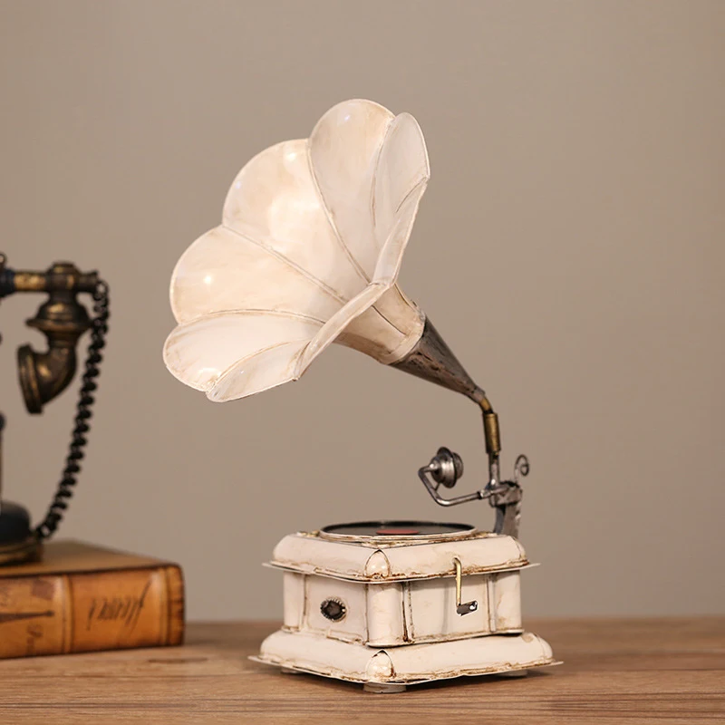 Винтажная металлическая фигурка граммофона креативная с записью современного