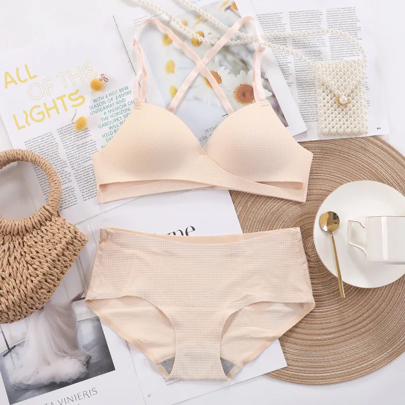 Женский бесшовный бюстгальтер Roseheart желтый слитный без косточек с вырезами и