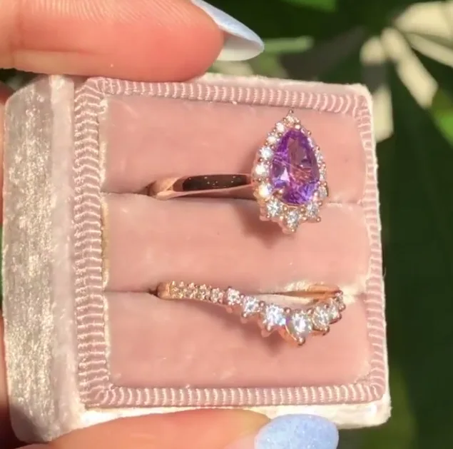 

Milangirl 2Pcs/Set Trendy Female Pear-shape Pink Zircon Bridal Ring Set Wedding Jewelry Promise Engagement Ring for Women