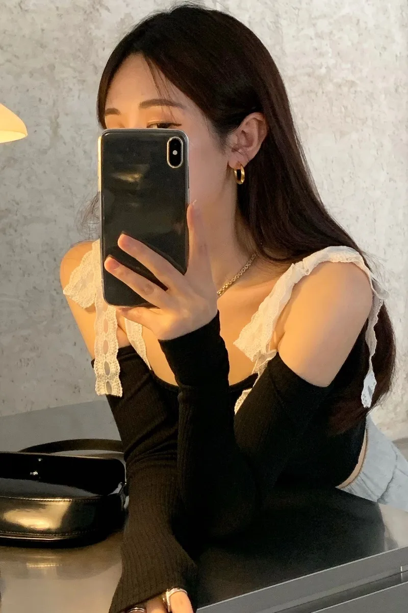 

One-shoulder strapless lace knit sweater women spring autumn 2021 new sexy slim short top