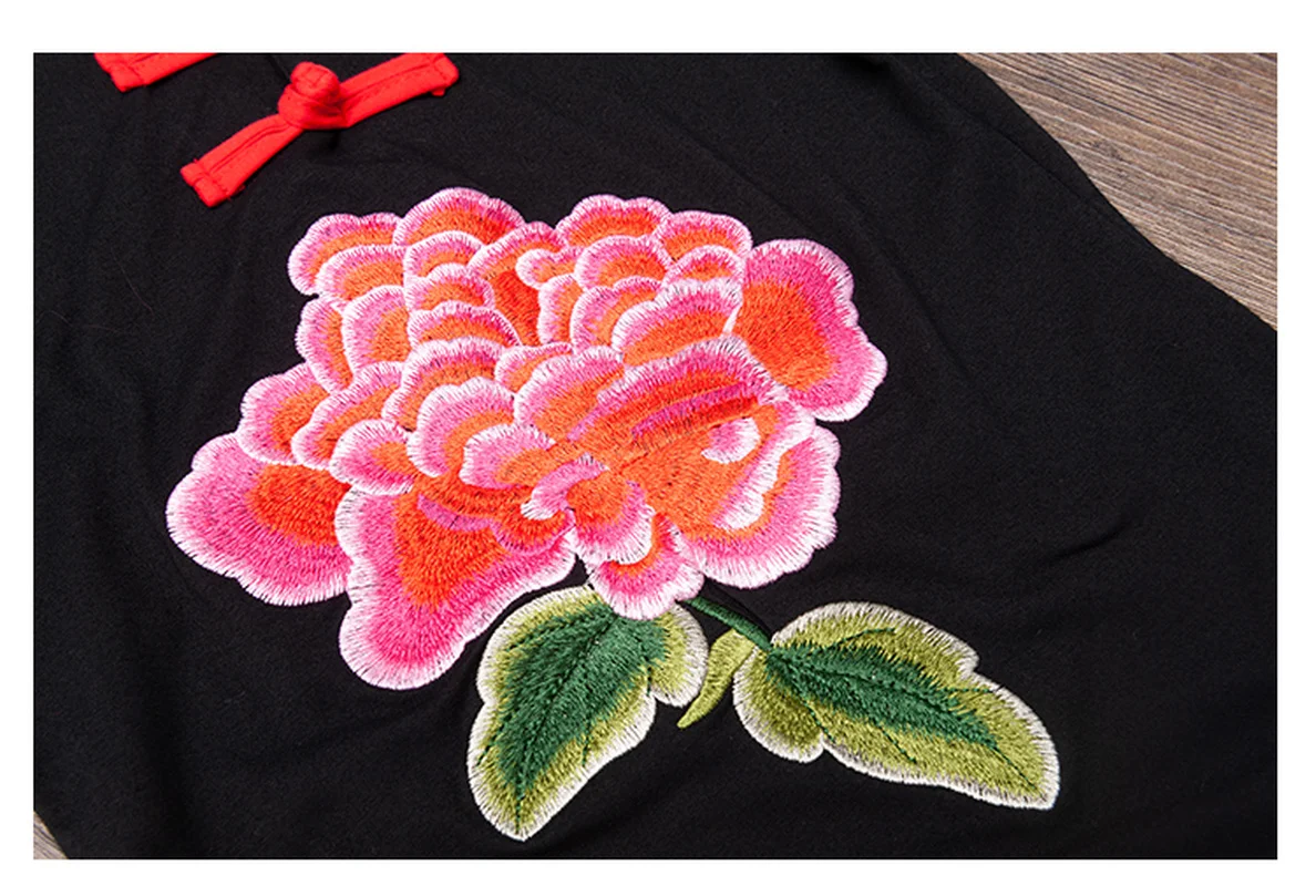 

Summer Tops Exotic Fashion Women Shirts Elegant Embroidery Short Sleeve Plus Size Women Shirts Folk-custom Shirt Female Top Tee