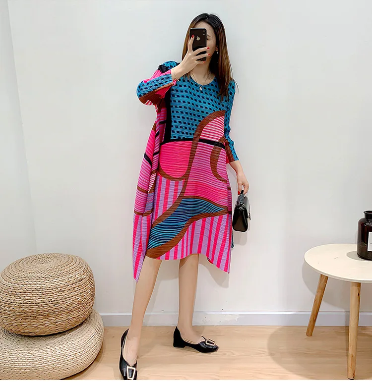 

SuperAen 2021 Spring And Sumemr New Loose Plus Size Print O Neck A Line Mid-Calf Dresses Elegant Retro Women's Dress