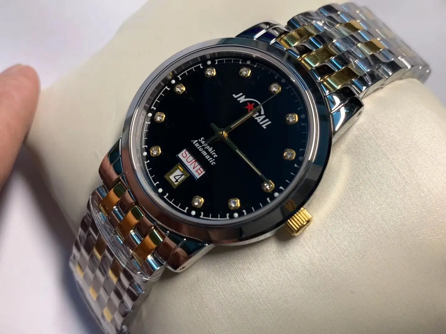 

Men's Watch Tungsten Steel Sapphire Waterproof Automatic Calendar Ultra-Thin Fashion Business Automatic Mechanical Watch