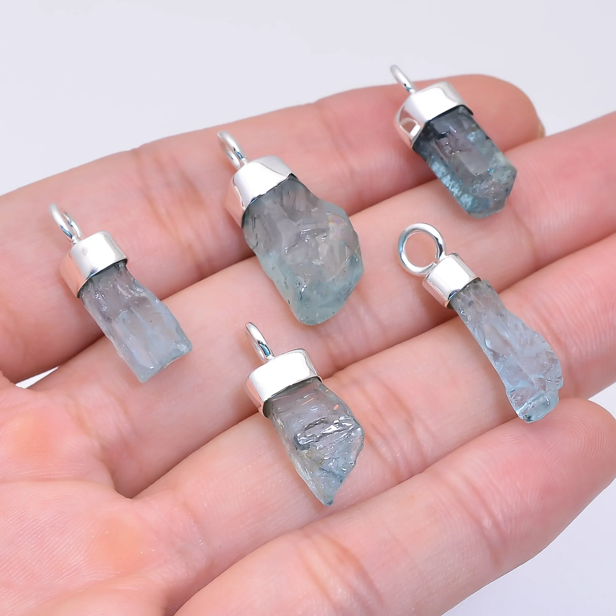 Ожерелье с натуральным аквамарином 6 карат ювелирные изделия ручной работы