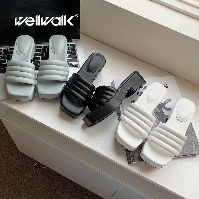 Шлепанцы женские на толстой платформе квадратный носок сланцы без застежки