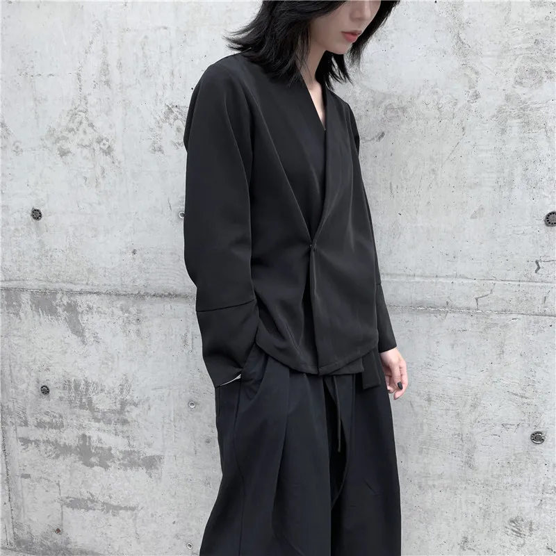 

Brand Design Autumn Women Casual Suit A Buckle Solid Black Short Coat Japan Style Gothic Dark Female Coats High Street Fashion