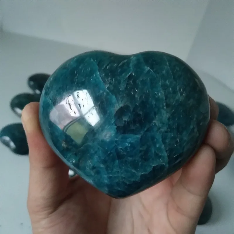 

1pc Natural Blue apatite polycrystalline stone crystal heart decoration chakra spiritual healing crystals
