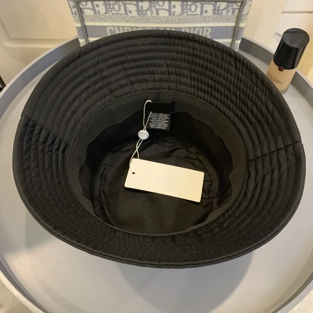 

Summer sunshade hat for both men and women Pure black outdoor baseball cap High quality embroidered hat