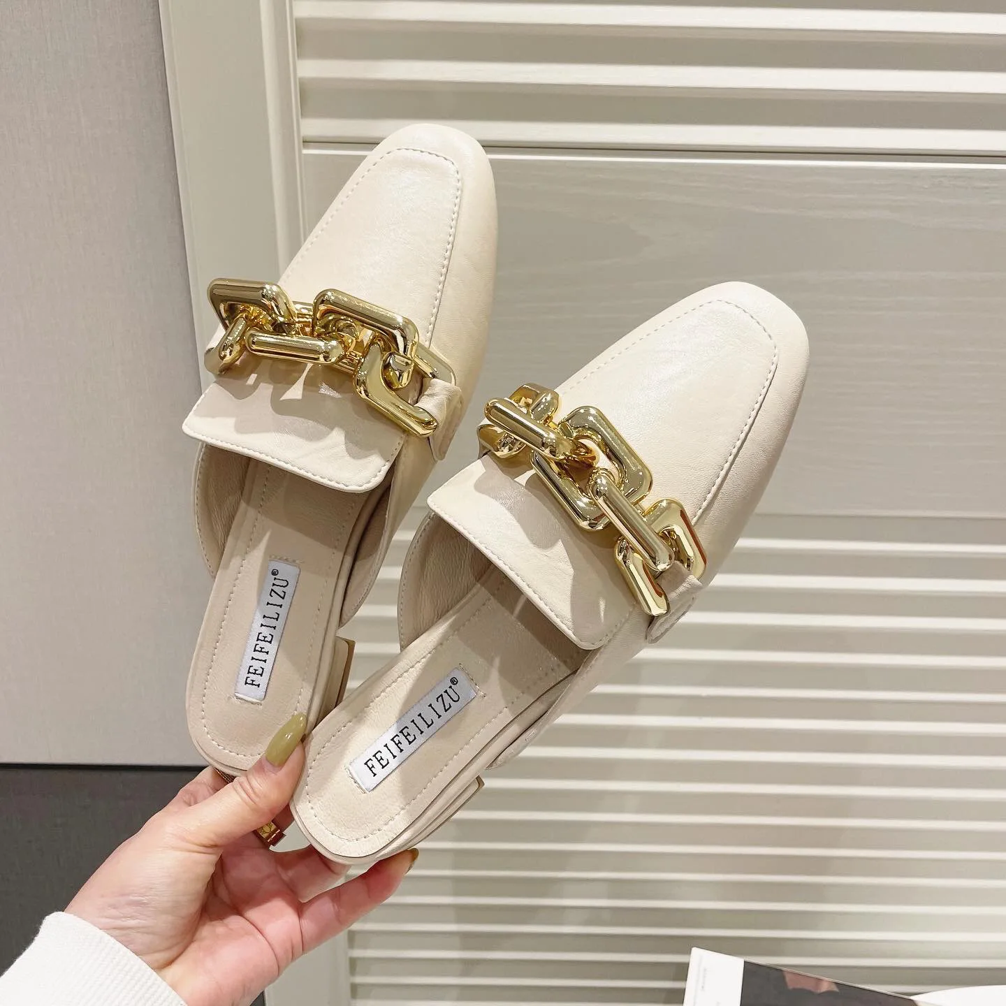 

2020 one size flat heel college style color solid square head low top viscose shoes daily Baotou