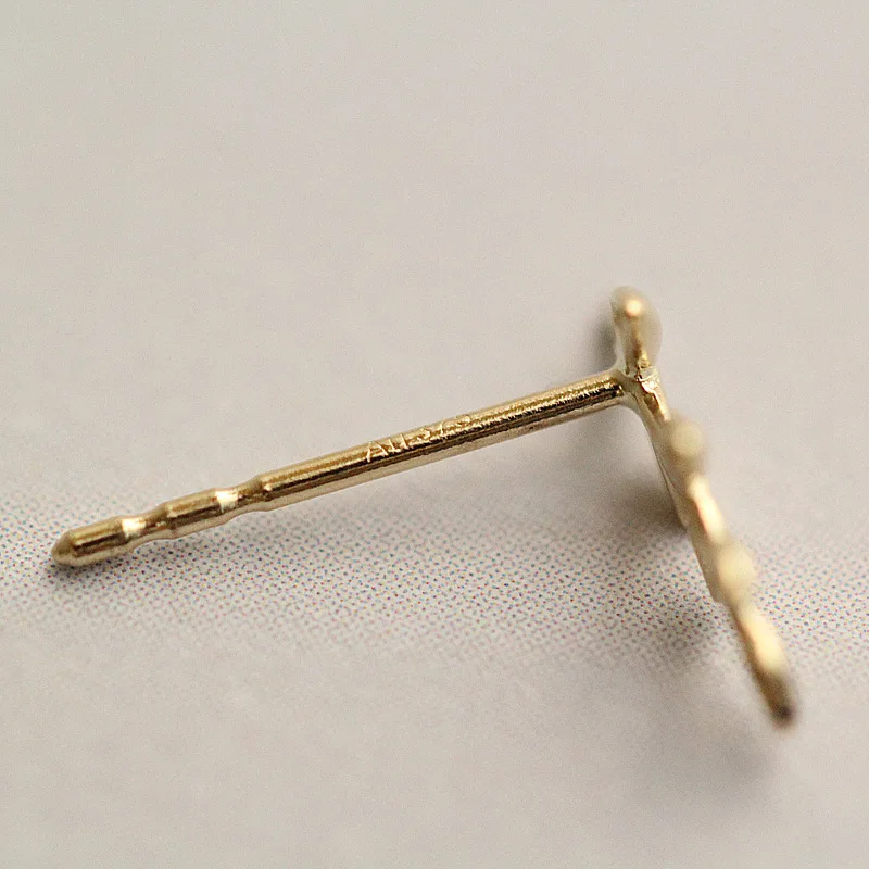 

CMajor 9K золотые Изящные Ювелирные изделия Изящные ветви и листья модные темпераментные классические шикарные простые серьги-гвоздики для де...