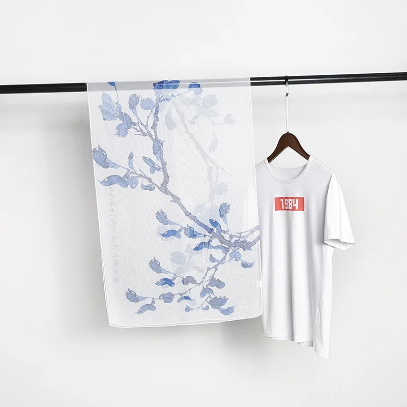 Женский шарф 55*165 см с принтом кленовых листьев| |