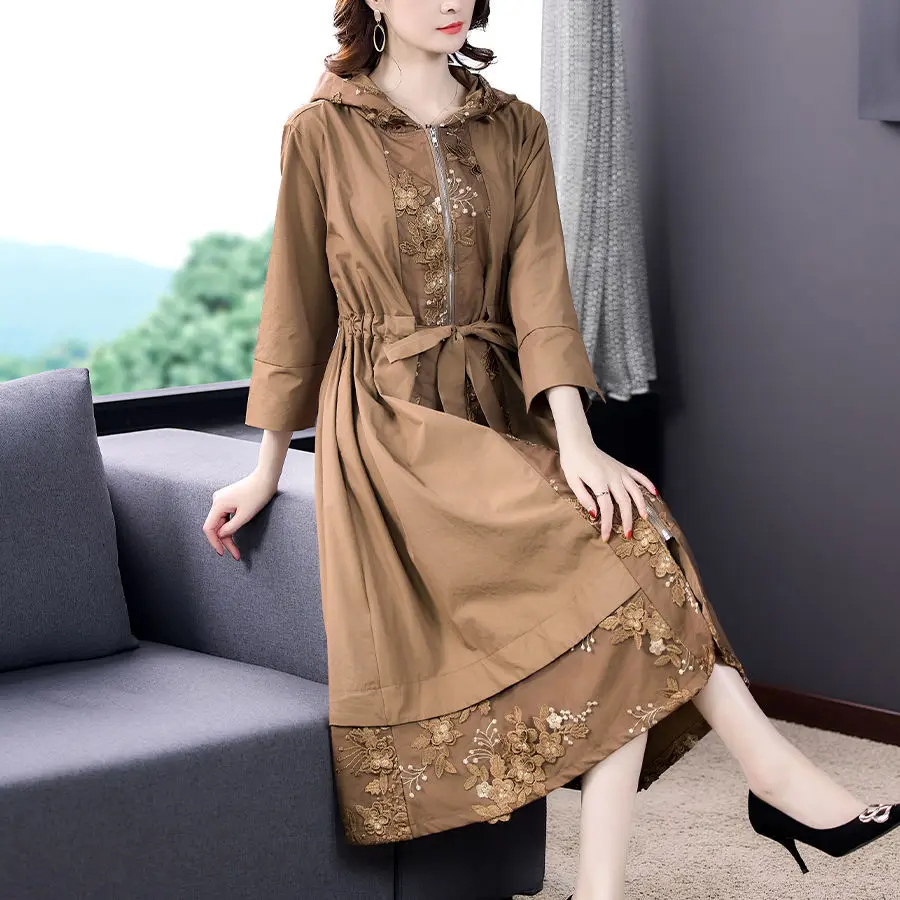 

Windbreaker waist slimming 100.00kg large size foreign style young mother wide wife warm coat female