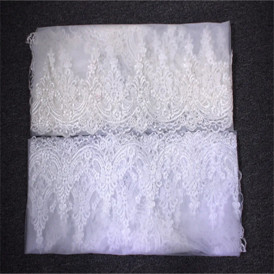 

Modest Women One Layer Bridal Wedding Veil Long Cathedral 3M Long Church Bride Women Hair Veils Headpieces Lace Appliques