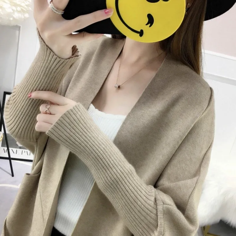 2019 новый осенний кардиган женский длинный рукав летучая мышь пальто выше колена