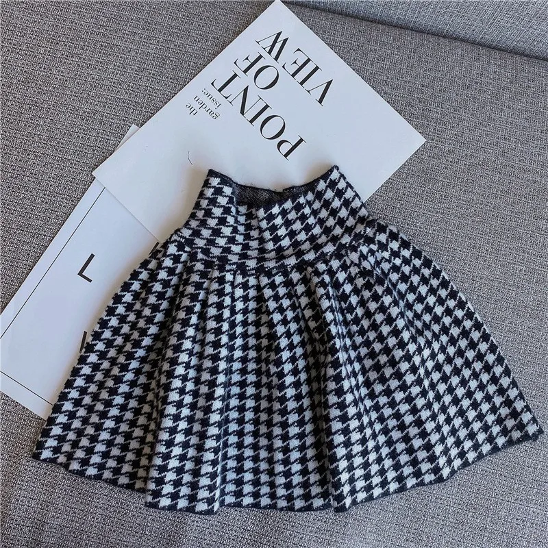 

2020 fall/winter boys and girls running volume middle and small children's campus candy-colored pocket campus pants children's p