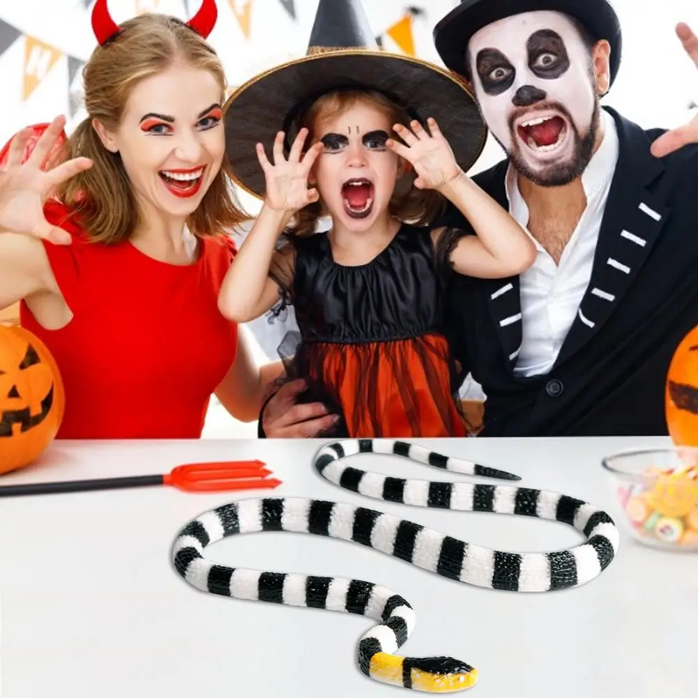 

Novelty Realistic Snake Toy Halloween Gift Fake Snake Tricky Funny Spoof Toys Simulation Soft Scary Horror Toy For Party