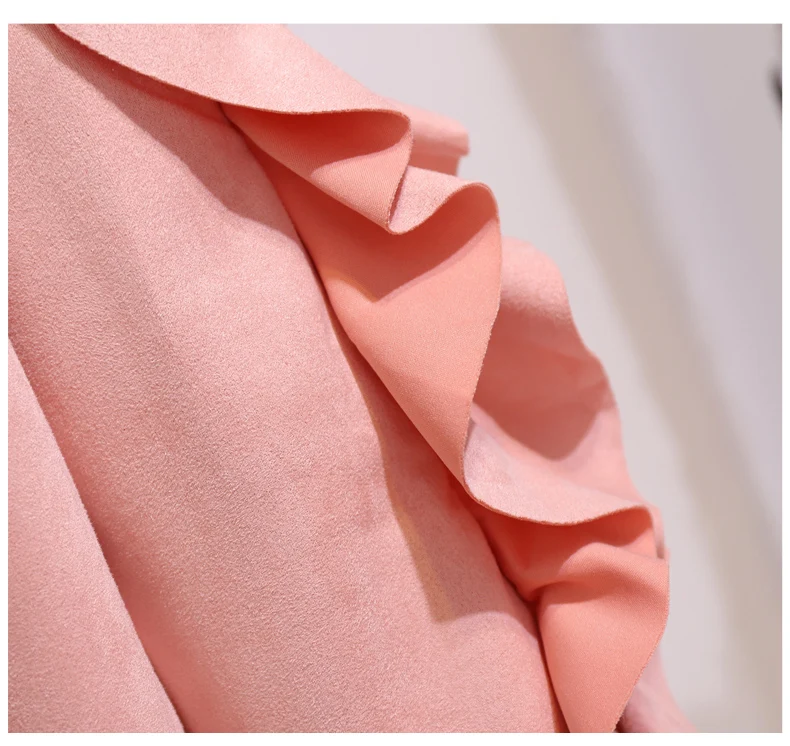 Женский брючный костюм на молнии с оборками и длинным рукавом |