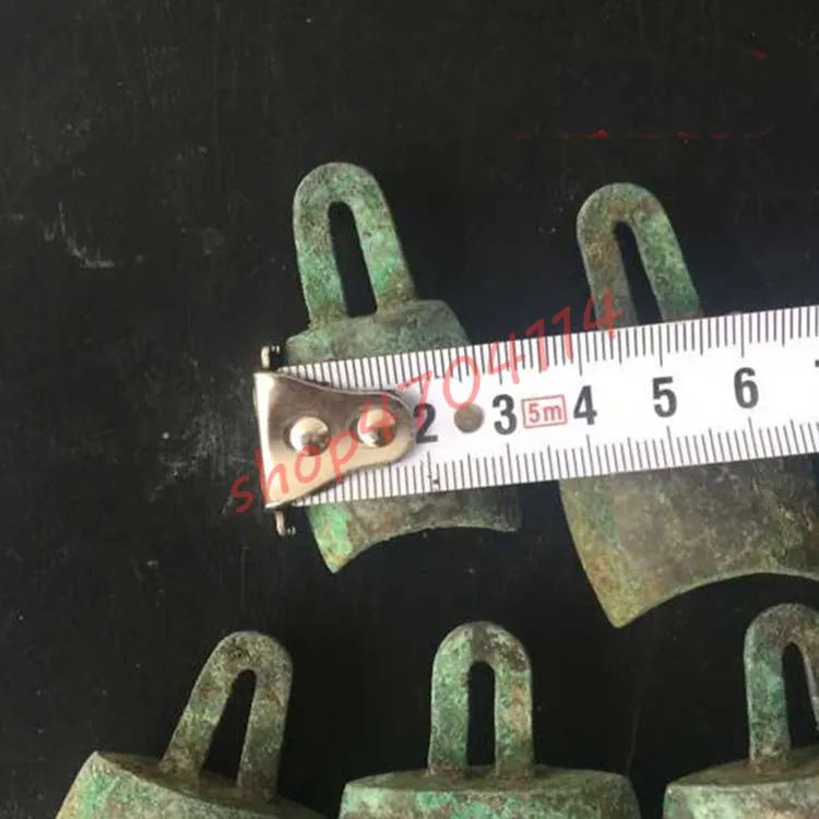 

100 genuine, ancient Han Dynasty utensils, small chime pendulums, a set 7 pieces, antique collection decorations