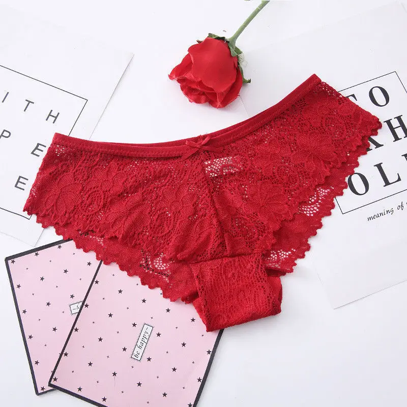 

3Pcs/Set Women Seamless Lace Underpants Hollowed Out Low Waist Sexy Thongs Transparent Triangles Female Cotton Crotch Underwear