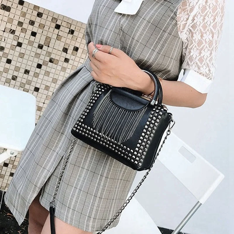 Женская сумка Rock River модная мини на плечо с цепочкой и кисточками мессенджер