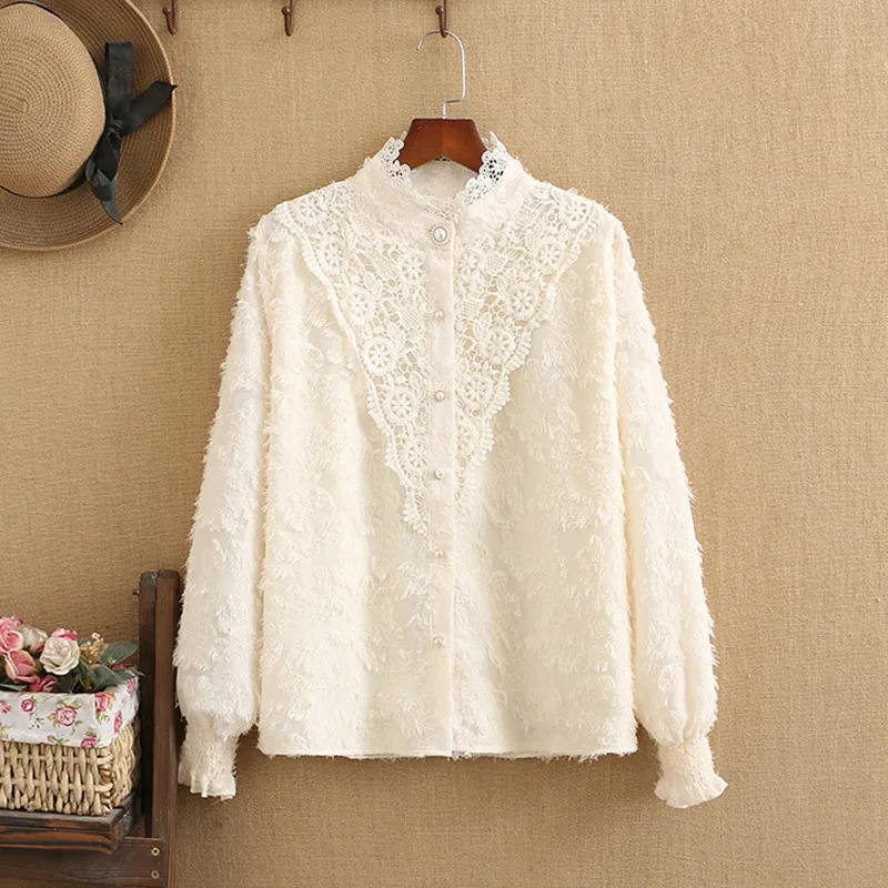 

Women plus sizes Chiffon shirt with lace collar and long sleeves For fat girls under 220 pounds, undershirts for Spring and fall