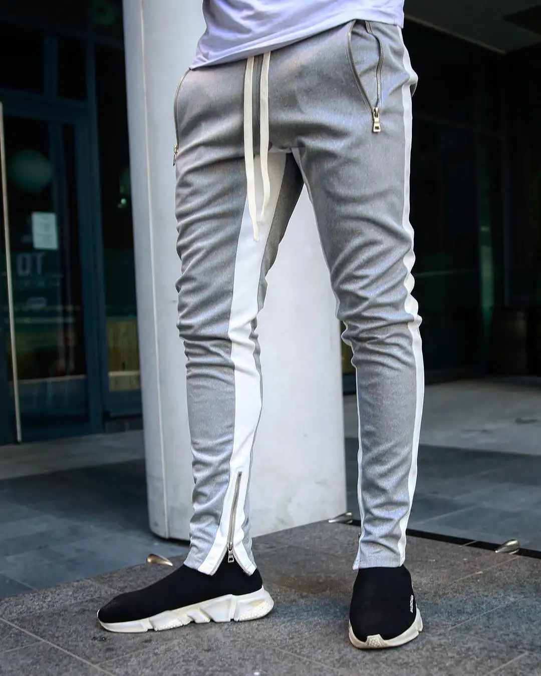 

Men's jogging pants gym fitness sportswear bottoming tight sports trousers men's striped jogging sports casual pants