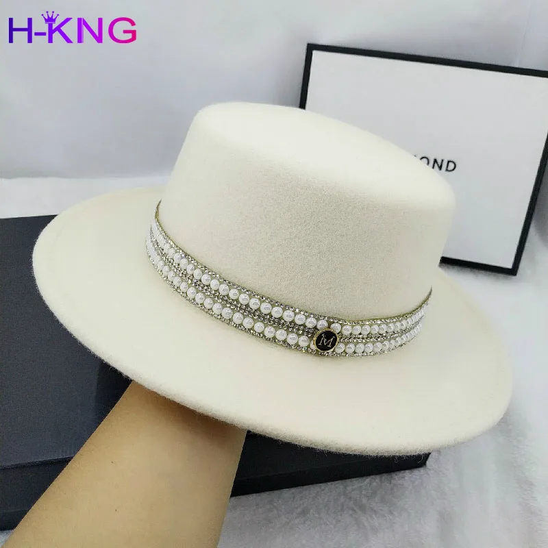 

Fedora Autumn Winter About the New White Wool Hat Socialite Pearl White Small Sweet Wind Hepburn Wind Wide Brim for Woman