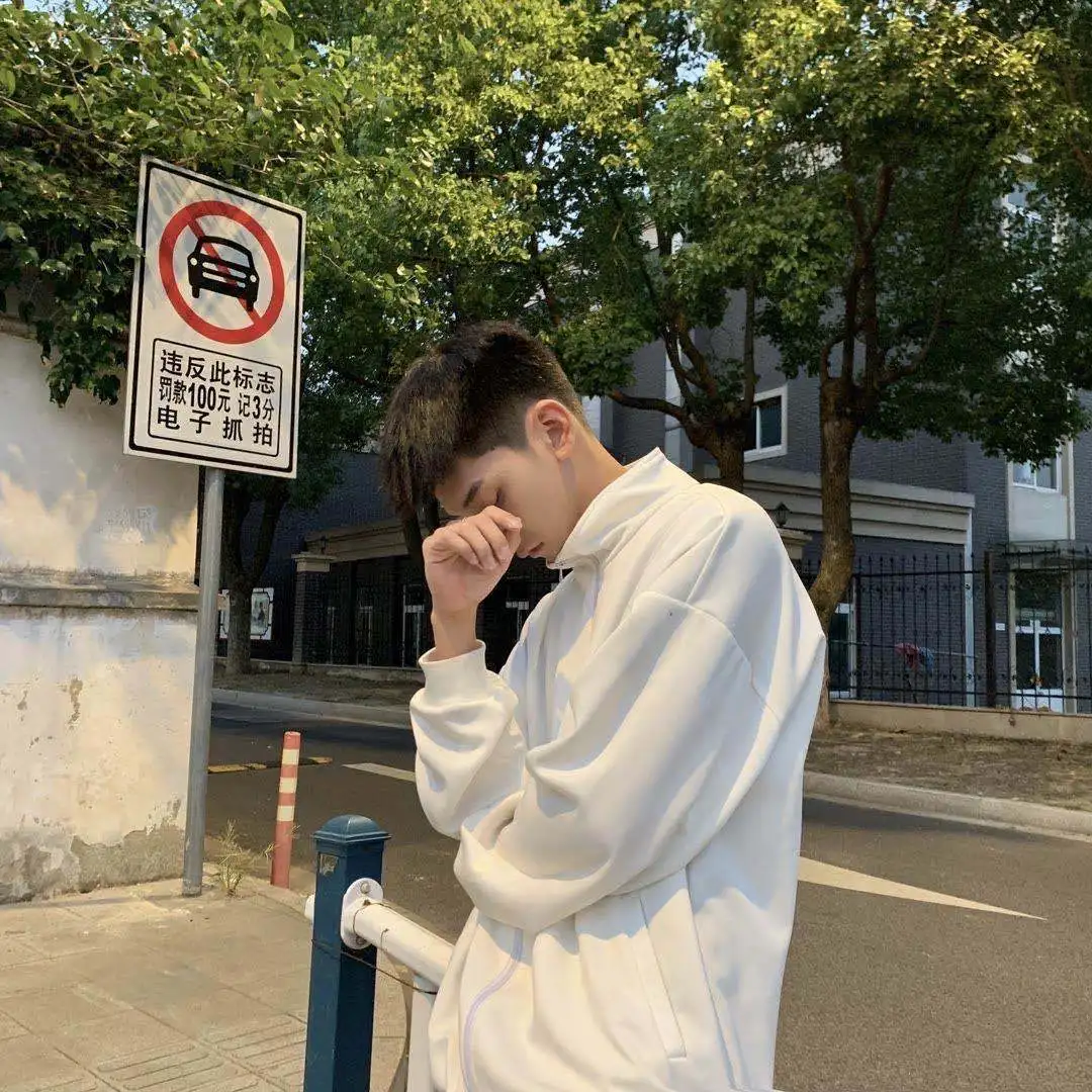 

Spring and autumn new sweater men's fashion Korean casual coat zipper coat