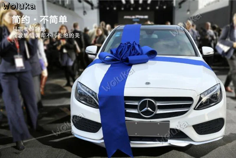 Фотография внутреннего магазина демонстрация автомобиля украшение передней