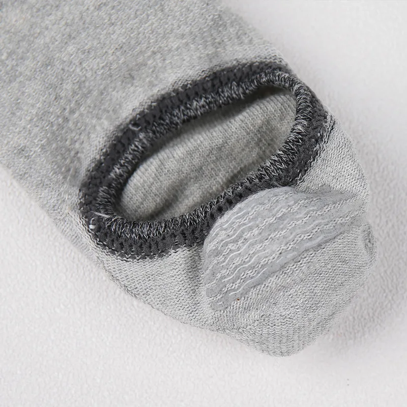 

4 pairs of men's cotton socks, boat socks, men's spring and summer thin shallow mouth invisible socks, men's short socks, men's