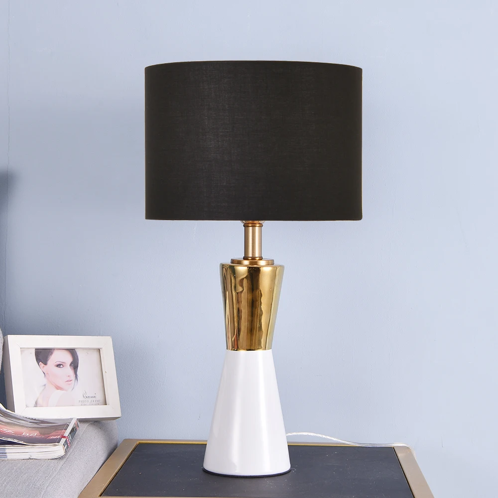 Postmodern Luxurious Golden Black And White Ceramic Table Lamps For Living Room Bedroom Home Decor Bedside 110v 220v EU | Освещение