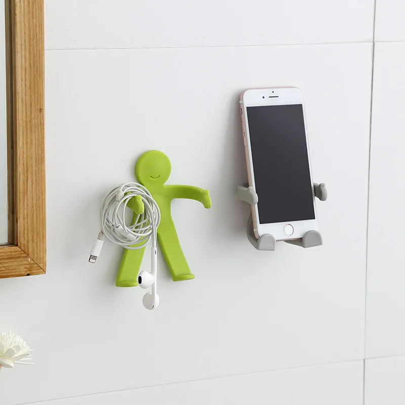 Креативные кронштейны можно деформировать по желанию держатели для зубных щеток