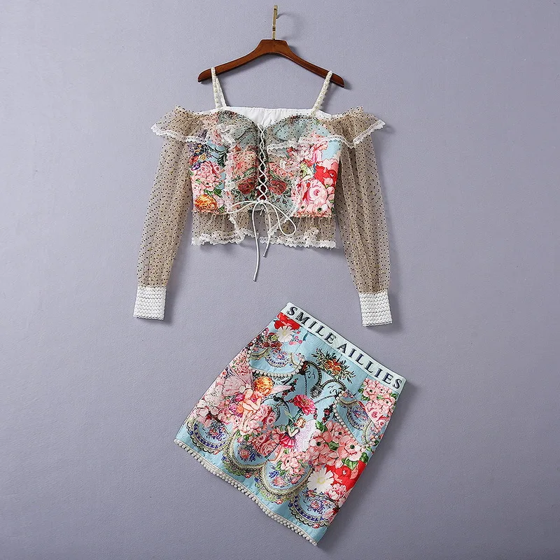 

Женская одежда в европейском и американском стиле новинка зима 2021 стильная кружевная рубашка в горошек с длинными рукавами Жаккардовая юбк...