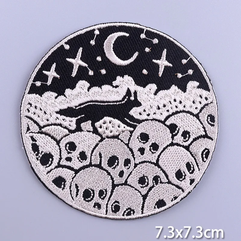 Патчи Чумного доктора с вышивкой на одежде патчи героями фильмов наклейки губами