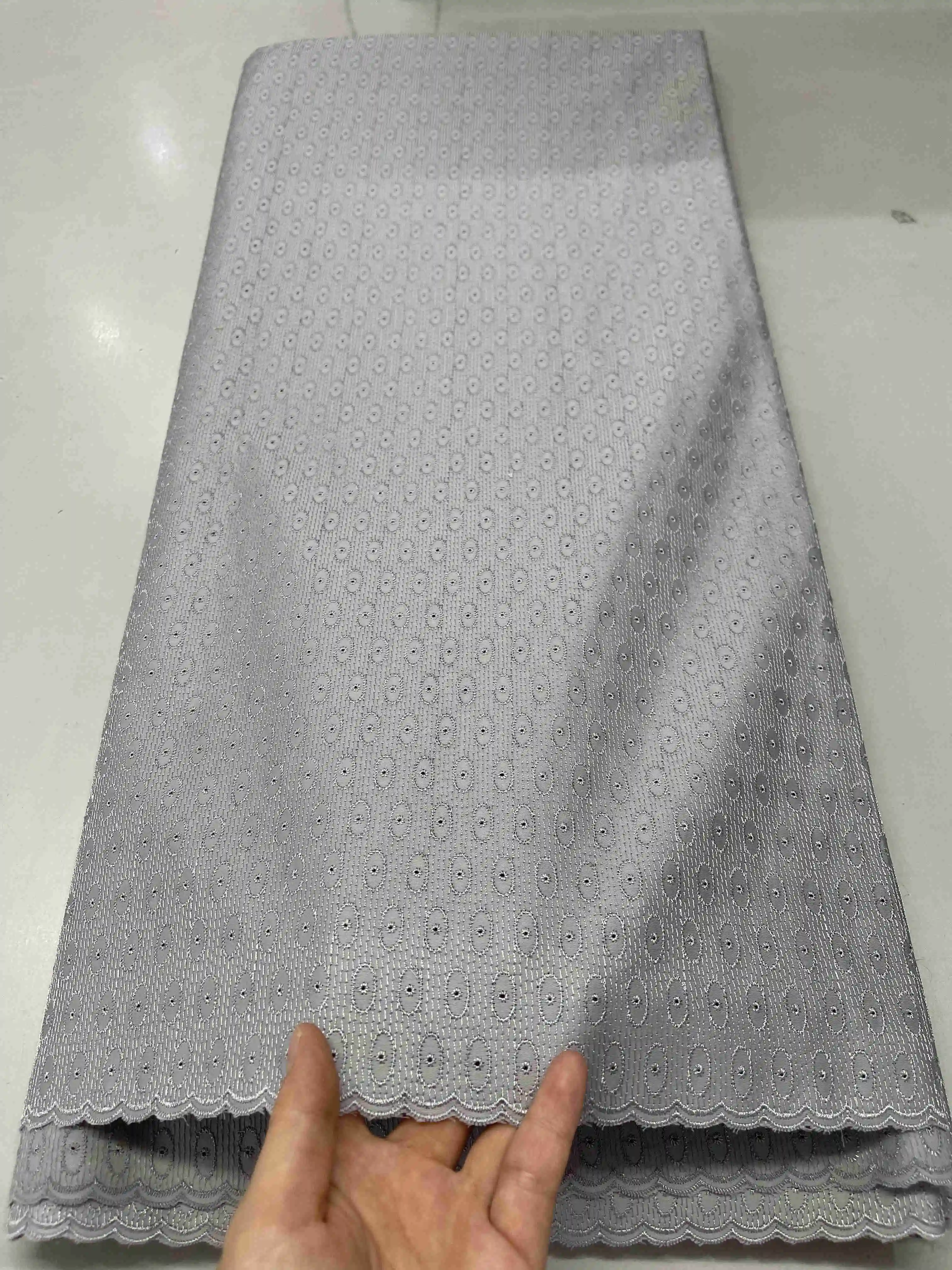 

Newest African Polish Lace Fabric 2021 High Quality Swiss Voile Laces In Switzerland French 100%Cotton Laces Nigeria Men HL12609