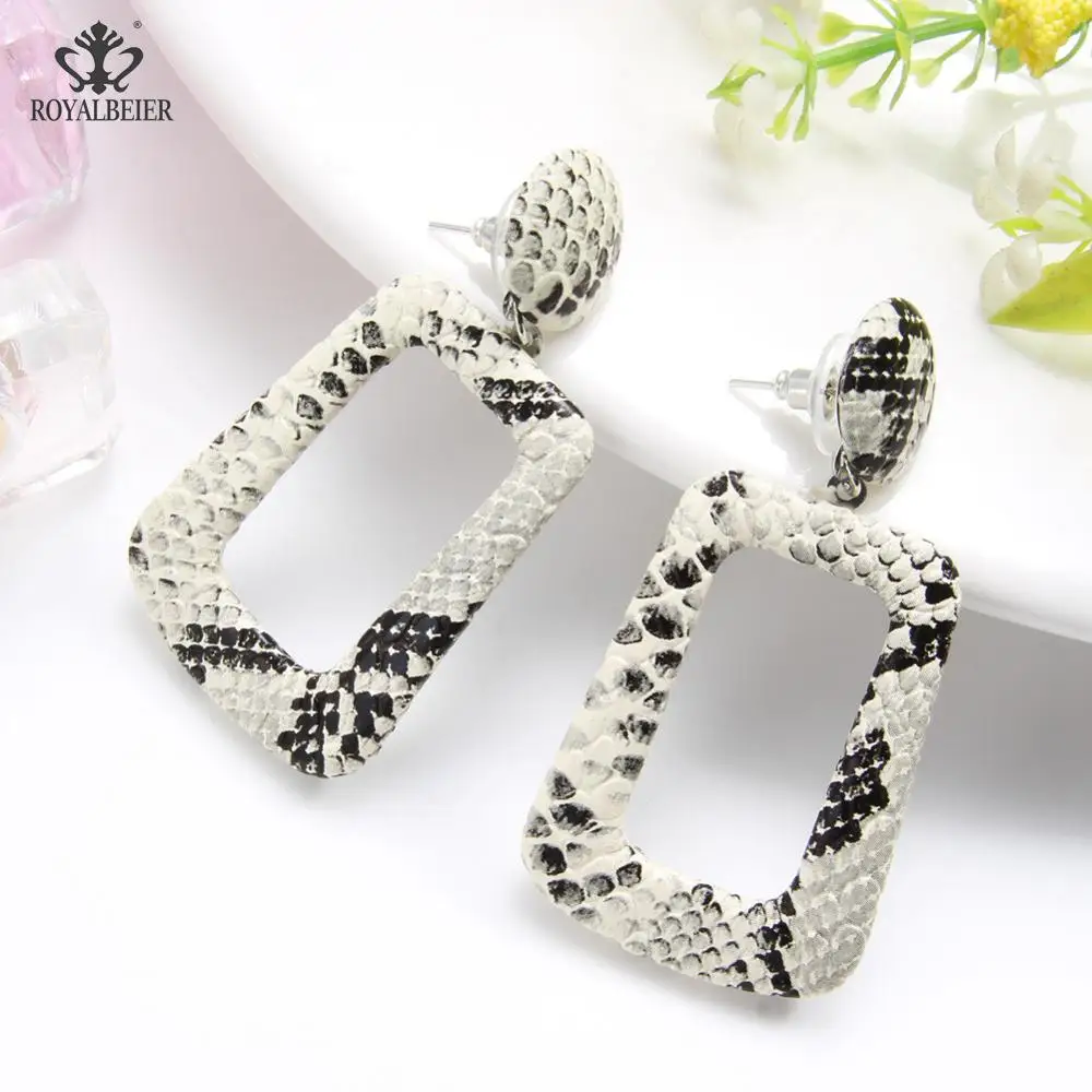 Женские винтажные серьги капельки большие геометрические в виде змеиной