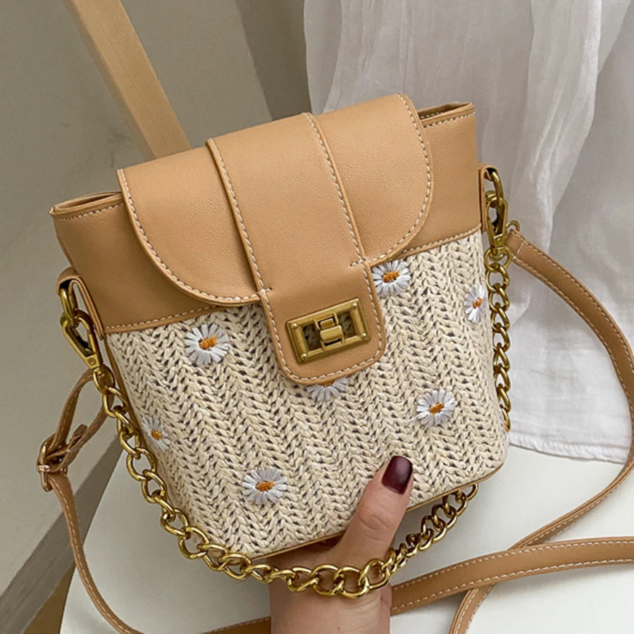 

Casual PU Straw Stitching Straw Bag Women Shoulder Bag Fashion Daisy Weave Bucket Bags Crossbody Bags for Women 2021 Chain Purse