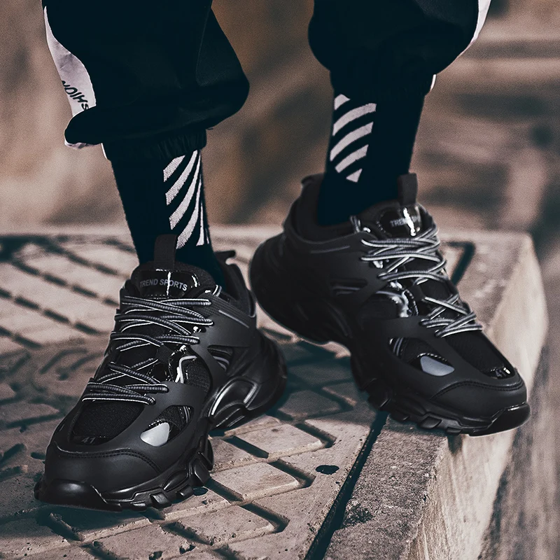 

New Men Sport Shoes Fire Shoes Breathable Running Sneakers Men Casual Shoes Platform Sneakers Men Tennis Shoes Men Walking Shoes