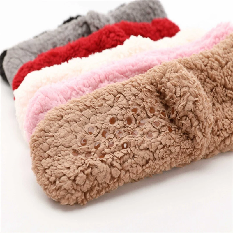

Coral Fleece Socks Sweet Cute Cartoon Bear Non-slip Home Shoes Socks Women Winter Warm Velvet Thick Sleeping Casual Floor Sock