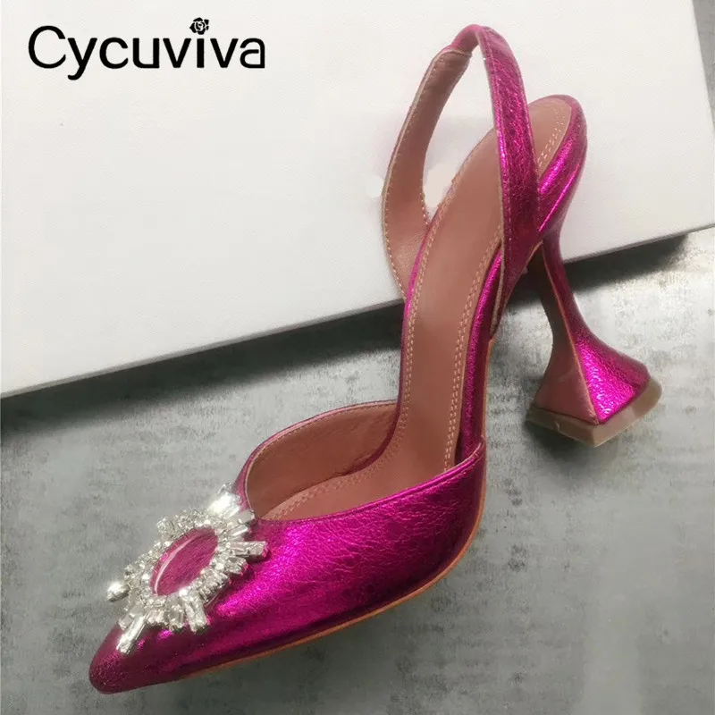 Женские босоножки на высоком каблуке с острым носком золотистые кожаные