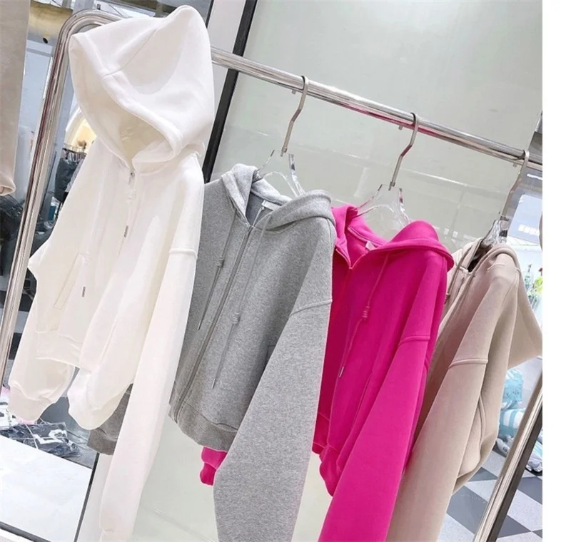 

Осень-зима 2021, шапка для похудения на молнии