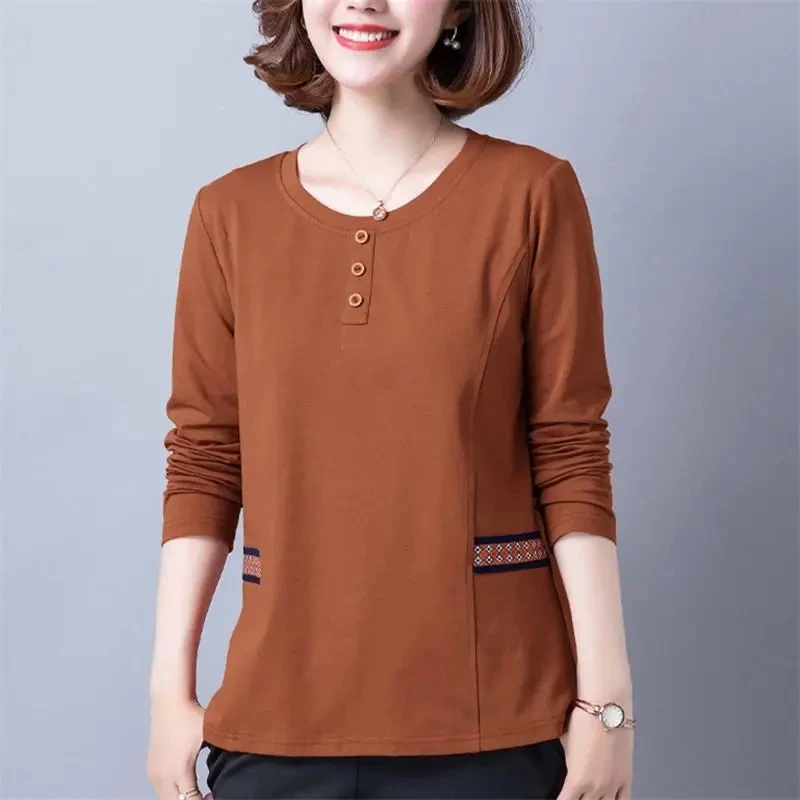 

Casual Loose Long SleeveT-shirt Women Korean Style O-neck Cotton Tee Spring Plus Size 4XL tops Female Pullover With Buttons