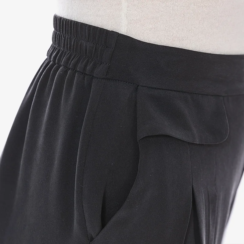 

VOA 30m/m Heavyweight Silk One-Button Elastic Waist Slanting Bag Loose-Leaf Stitching Yuke Pleated Capri Wide-Leg Pants KE103