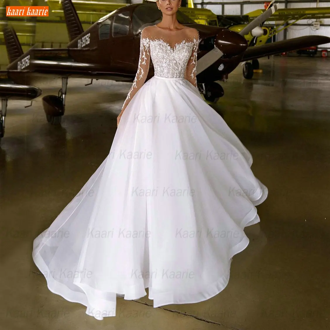 

White O Neck Wedding Dresses Long Sleeves Lace Appliqued Corset Vestido De Noiva 2021 Boho Bride Gown Custom Made Abito Da Sposa