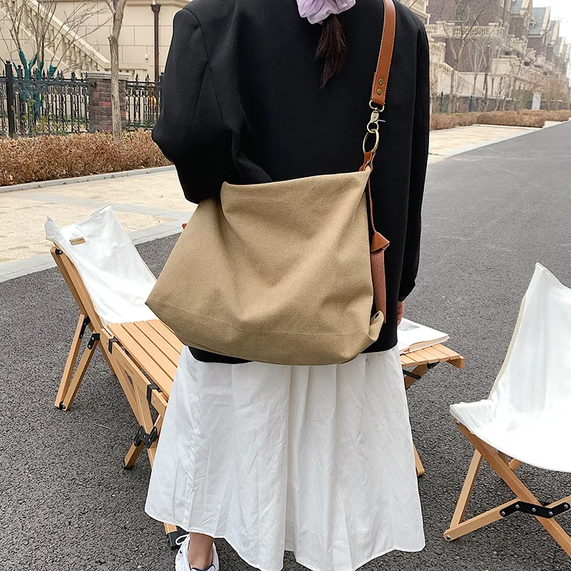 

Messenger Bag Large Capacity Shoulder Bag 2021 New Portable Korean Version Japanese College Student Casual Canvas Bag Commuter