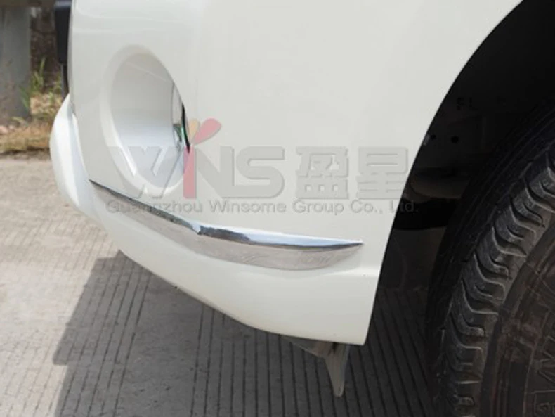 Накладка на передний угол для Toyota Land Cruiser Prado LC150 FJ15 хромированная 2014 2015 2016