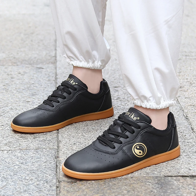 

Classic Soft Sole Kung Fu Shoes Fashion Professional Chinese Traditional Shoes Couples Leather Sport Martial Arts Shoes