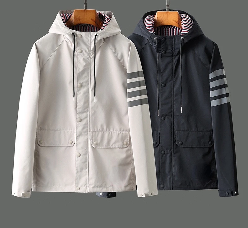 

2021 Fashion Brand Jacket Men Cardigans Clothing Spring Autumn Hooded Reflective Stripe Waterproof Casual Coat