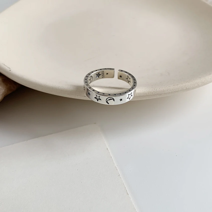 

Small Cute Elegant Moon And Star Opening Adjust Size Ring For Women Men Vintage Fashion Jewelry Gift
