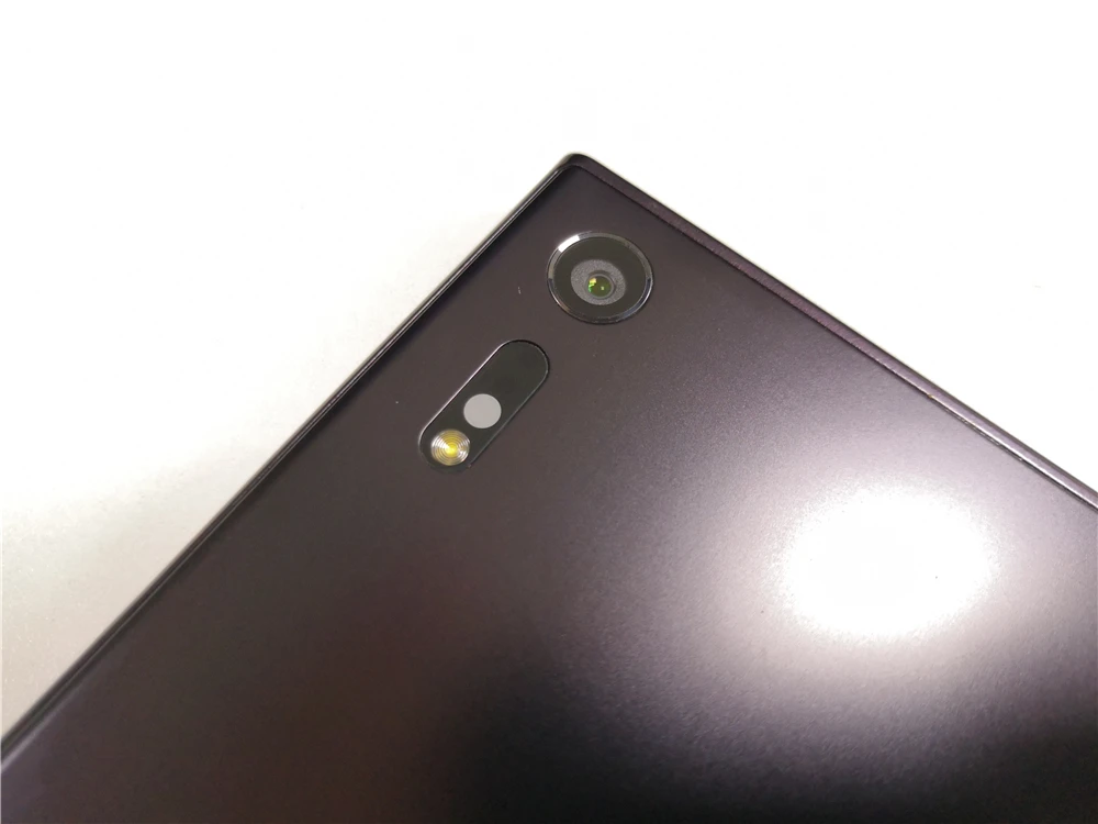 Sony Xperia XZ F8331 разблокированный 5," 4 ядра, 3 Гб оперативной памяти, Оперативная память 32GB Встроенная память 23MP LTE, отпечаток пальца, gps WI-FI одной SIM карты мобильного телефона